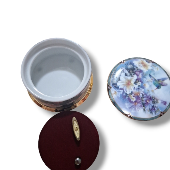 Ardleigh-Elliott "The Broad-Billed Hummingbird" Music Box Mozart Art By Lena Liu - Picture 6 of 7